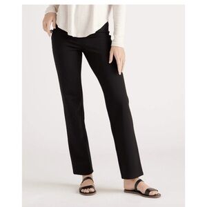 QUINCE | Black Ultra Stretch Ponte Straight Leg Pants Size Medium Petite
